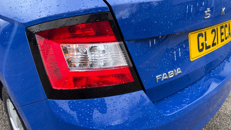 Skoda Fabia 1.0 MPI SE 5dr Petrol Hatchback